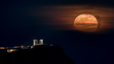 Ροζ πανσέληνος στις 2/4, η πρώτη της άνοιξης - Τι συμβολίζει