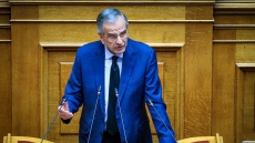 Σαμαράς εφ' όλης της ύλης κατά της ΝΔ από το βήμα της Βουλής