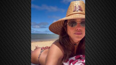 Τζέσικα Άλμπα: Τα βίντεο της 44χρονης ηθοποιού με μπικίνι από τη Χαβάη - Che bella, της γράφουν