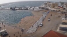 Εντυπωσιακό time-lapse από τη θάλασσα στην Τήνο που γίνεται καφέ μέσα σε 5' λόγω της κακοκαιρίας
