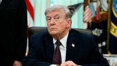 Τραμπ στο Fox News: Στείλαμε όπλα μέσω των Κούρδων στους Ιρανούς διαδηλωτές - Πιθανή η συμφωνία με την Τεχεράνη μέχρι τη Δευτέρα, αλλιώς σκέφτομαι να τα ανατινάξω όλα