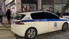 Μπήκε στο χειρουργείο ο 18χρονος που παρασύρθηκε από λεωφορείο στον Πειραιά, συνελήφθη ο οδηγός