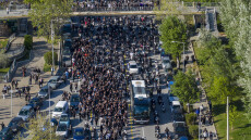 Χιλιάδες οπαδοί του ΠΑΟΚ συνόδευσαν την ομάδα από το «Μακεδονία Παλάς» μέχρι την Τούμπα, δείτε βίντεο και φωτογραφίες