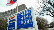 H «Επική οργή» αρχίζει να κατακλύζει και τους... Αμερικανούς: Δυσφορία στις ΗΠΑ για την ακρίβεια λόγω πολέμου