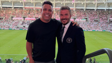 Ο Ντέιβιντ Μπέκαμ υποδέχτηκε τον Ρονάλντο στο νέο γήπεδο της Ίντερ Μαϊάμι, δείτε φωτογραφίες και βίντεο



