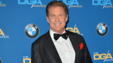 Ντέιβιντ Χέισελχοφ: Σπάνια δημόσια εμφάνιση για τον ηθοποιό με τη σύζυγό του

