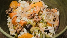 Σαλάτα με γλυκοπατάτες και φέτα Τραχειάς
