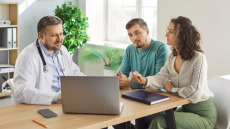 Στον καρδιολόγο μόνο με παραπομπή από τον προσωπικό γιατρό – Τι προβλέπει η νέα ρύθμιση του Υπουργείου Υγείας
