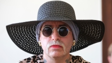 Νεοναζί που άλλαξε φύλο για να αποφύγει τη φυλάκιση στη Γερμανία συνελήφθη στην Τσεχία