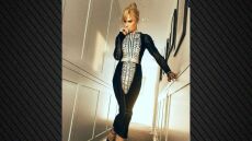 Η εντυπωσιακή εμφάνιση της Νικόλ Κίντμαν με Schiaparelli στην πρεμιέρα του «Margo’s Got Money Troubles»