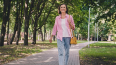 Το καθημερινό περπάτημα μειώνει τον κίνδυνο καρκίνου του μαστού
