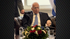 Ο γ.γ. του Άμυνας Αντώνης Οικονόμου αναγορεύτηκε σε Αρχιπλοίαρχο επί τιμή - Η άγνωστη ιστορία διαπραγμάτευσης για τα υποβρύχια 214