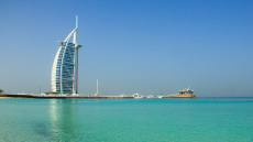 Το Ντουμπάι καταρρέει: Ρωγμές στη βιτρίνα της πολυτέλειας, τι πραγματικά συμβαίνει πίσω από τη λάμψη
