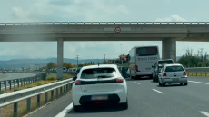 Με χαμηλές ταχύτητες στην Αθηνών-Κορινθού από το Κιάτο μέχρι τα Μέγαρα η επιστροφή των εκδρομέων, δείτε live που υπάρχουν τα μεγαλύτερα προβλήματα