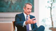 Οι υπολογισμοί Μητσοτάκη μετά το Πάσχα: Τα μέτρα στήριξης, η συνταγματική αντεπίθεση μετά τον ΟΠΕΚΕΠΕ και η προετοιμασία για κάλπες από το φθινόπωρο και μετά