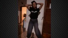 Η Κατερίνα Παπουτσάκη χόρεψε ξέφρενα το «Ξέρω τι ζητάω» των Hi-5, δείτε βίντεο