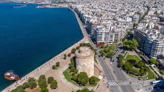 Θεσσαλονίκη: Ξύλινο ντεκ και πλατεία Δημοκρατίας περνούν τον προέλεγχο του ΕΣΠΑ και «φεύγουν» για δημοπράτηση