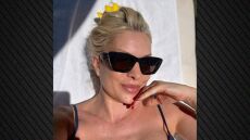 Η Ελένη Μενεγάκη ανέβασε φωτογραφία ενώ έκανε ηλιοθεραπεία στην Ισπανία: «Το καλύτερο μακιγιάζ είναι του ήλιου και της καλής διάθεσης»