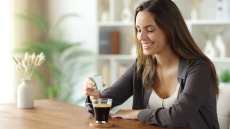 Τεχνητά γλυκαντικά: Τι προκαλούν σε έντερο, σάκχαρο και φλεγμονή ακόμη και δύο γενιές μετά