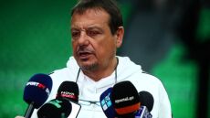 Αταμάν: Δεν έχει σημασία αν τερματίσεις στα playoffs ή στα play-in, πρέπει να παίξουμε μπάσκετ