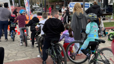 ΔΕΗ Tour of Hellas 2026: Πειραιάς, Γλυφάδα και Λαμία παίρνουν τη σκυτάλη στις εκπαιδευτικές δράσεις της Cycling Greece