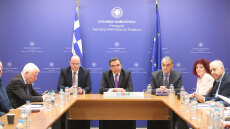 Έκτακτη σύσκεψη Μ. Σχοινά με κτηνοτρόφους και τυροκόμους της Λέσβου για τον αφθώδη πυρετό
