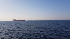 Διπλό σήμα κινδύνου για τη ναυτιλία: Πειρατεία στη Δυτική Αφρική και πλήγματα στη Μαύρη Θάλασσα