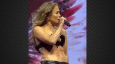 H εντυπωσιακή σιλουέτα της Τζένιφερ Λόπεζ σε συναυλία στη Βουδαπέστη, δείτε βίντεο