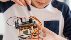 Μια ανοιχτή, διαδραστική εμπειρία γνωριμίας με το CGS μέσα από τον κόσμο του STEM