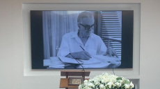 Στο Αποτεφρωτήριο Ριτσώνας το «ύστατο χαίρε» στον σπουδαίο ηθοποιό Στέφανο Ληναίο με τραγούδια Χατζιδάκι, Θεοδωράκη, Λοΐζου