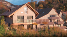 Η τραγική ιστορία μιας 56χρονης μητέρας από τη Βρετανία που ταξιδεύει στην Ελβετία για ευθανασία μετά τον θάνατο του παιδιού της