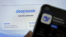 Η κινεζική DeepSeek περνά στην αντεπίθεση με νέο μοντέλο ΑΙ που προκαλεί OpenAI και Anthropic
