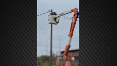 Επιχείρηση «σκούπα» της ΕΛΑΣ σε Μέγαρα και Νέα Πέραμο με 7 συλλήψεις και ξήλωμα 1.200 μέτρων καλωδίων για ρευματοκλοπές
