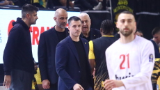 Καθυστέρησε η έναρξη στο 2ο ημίχρονο των αγώνων της Basket League λόγω... Άρη και Αντετοκούνμπο