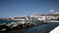 Τραυματισμός βρέφους κατά τον κατάπλου πλοίου στην Τήνο, μεταφέρθηκε στο Κέντρο Υγείας