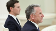 Οι ΗΠΑ «ψάχνουν τρόπο να σώσουν τα προσχήματα» λέει η Τεχεράνη με φόντο το διπλωματικό θρίλερ στο Πακιστάν