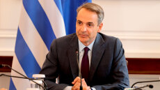 Μητσοτάκης: Ισχυρή και πολυεπίπεδη η συμμαχία Ελλάδας και Γαλλίας, ενισχύει τη γεωπολιτική μας θέση - Τι είπε για οικονομία, υγεία και κτηνοτρόφους
