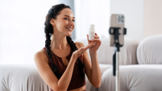 Η ΑΑΔΕ στήνει ψηφιακό δίχτυ για influencers: Πώς η εφορία «βλέπει» τα λεφτά από τα social πριν δηλωθούν