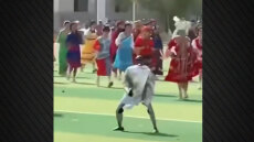 Ρομπότ «τρελάθηκε» σε σχολική γιορτή στην Κίνα, δείτε βίντεο