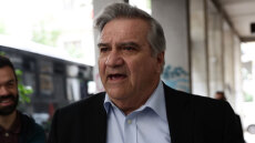 Καστανίδης: «Παραιτούμαι από το ΠΑΣΟΚ του Ανδρουλάκη» - Δείτε την ανακοίνωσή του 