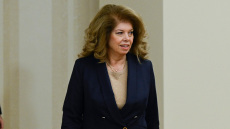 Η πρόεδρος της Βουλγαρίας θα δώσει εντολή σχηματισμού κυβέρνησης στο κόμμα του Ράντεφ
