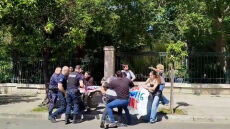 Φοιτητές συγκεντρώθηκαν έξω από το Μέγαρο Μαξίμου, μικροεπεισόδια με την αστυνομία
