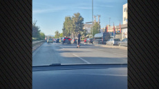 Οδηγούσαν ηλεκτρικό πατίνι χωρίς κράνος και με επικίνδυνους ελιγμούς στη Λ. Βουλιαγμένης, δείτε βίντεο 