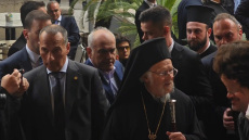 Θερμή υποδοχή στο «Παλλάς» για τον Οικουμενικό Πατριάρχη Βαρθολομαίο, δείτε βίντεο
