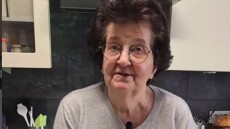 Η Γερμανίδα γιαγιά που γίνεται viral στο TikTok με τις συνταγές της