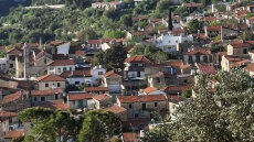 Ισραηλινός αγόρασε ολόκληρο εγκαταλελειμμένο χωριό στη Λεμεσό: Αντιδράσεις από Κύπριους, «ερωτευμένος με την Τρόζενα» δηλώνει ο ίδιος
