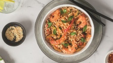 Γαριδομακαρονάδα με noodles
