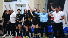 ΑΕΚ - ΠΑΟΚ 37-36: Η Ένωση έκανε το 1-0 στους τελικούς της Α1 χάντμπολ γυναικών και απέκτησε προβάδισμα για τον τίτλο