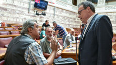 Ο Φάμελλος διέγραψε τον Πολάκη από την ΚΟ: «Αισχρό υπονοούμενο ότι έχω κρυφή ατζέντα» - «Παρακολουθείς τη διάλυση χωρίς να θες ή να μπορείς να αντιδράσεις»
