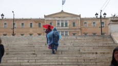 Άστατος ο καιρός σήμερα με αφρικανική σκόνη, πού θα βρέξει